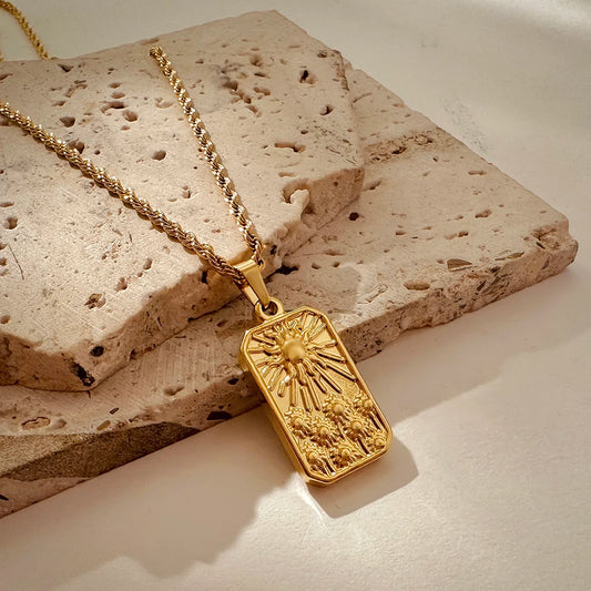 Collane Oro Sacro – Eleganza e spiritualità in un unico gioiello